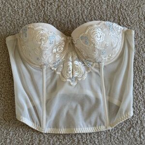 Gilligan & O'Malley Cream Lace Bustier